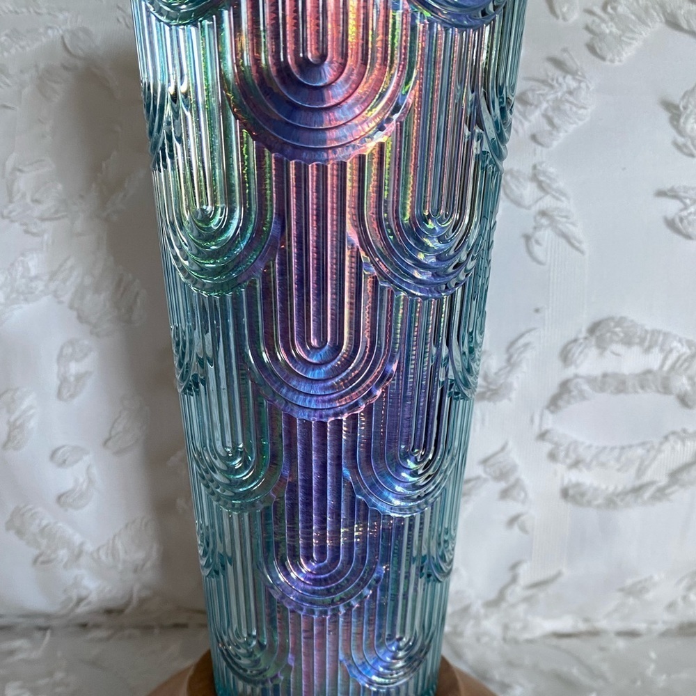 Starbucks Spring 2022 Teal Mermaid Scale Iridescent Venti Tumbler 24 Ounce - Picture 5 of 11